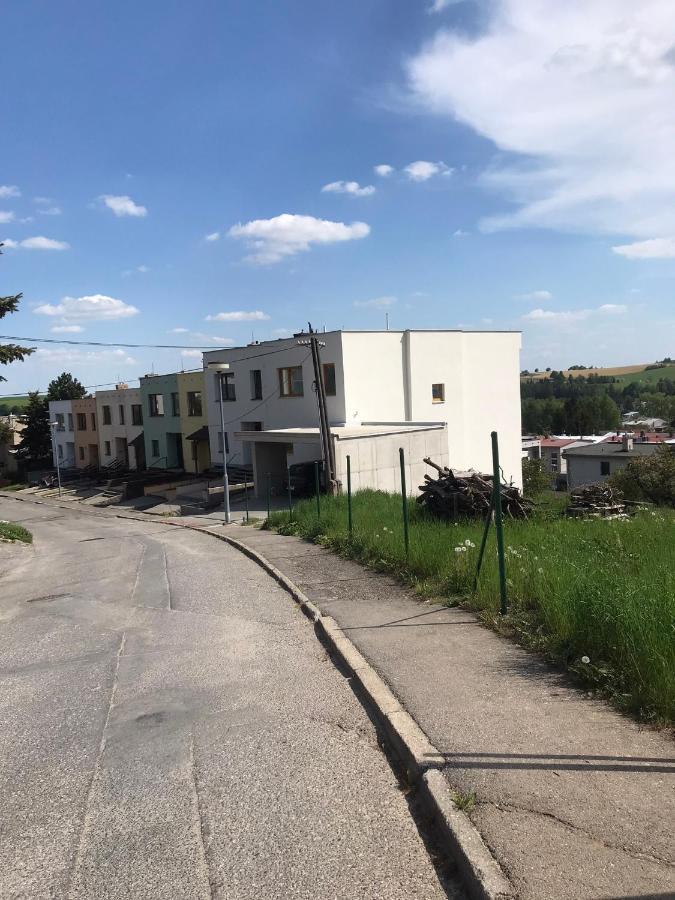 Soukromy Pokoj S Kuchyni A Koupelnou V Radovce Nove Mesto na Morave Extérieur photo