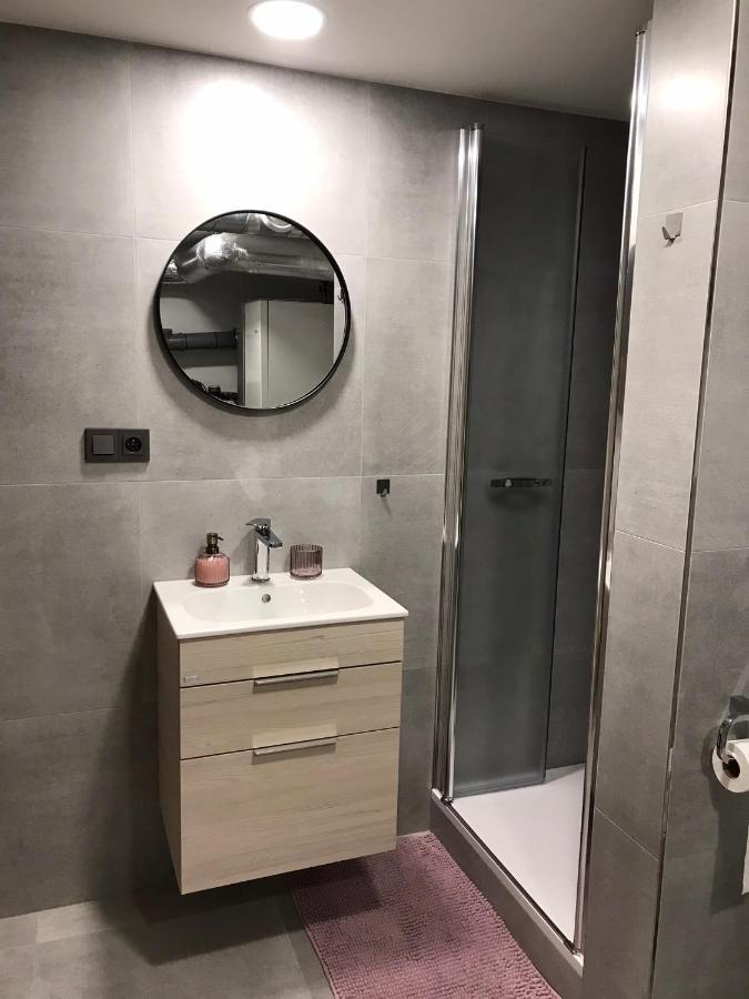 Soukromy Pokoj S Kuchyni A Koupelnou V Radovce Nove Mesto na Morave Extérieur photo