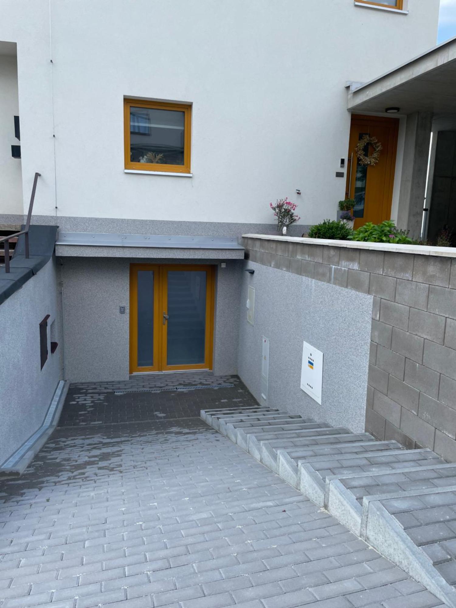 Soukromy Pokoj S Kuchyni A Koupelnou V Radovce Nove Mesto na Morave Extérieur photo